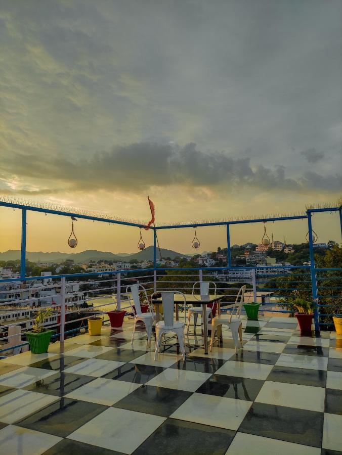 Hotel Lake Bridge Udaipur Eksteriør bilde